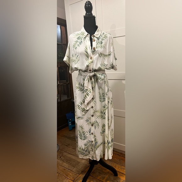 H&M leaf print dress- worn once H&M leaf print dress- worn once